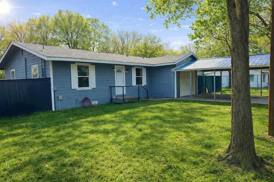 Property photo for 511 W REDWOOD, Campbell, TX