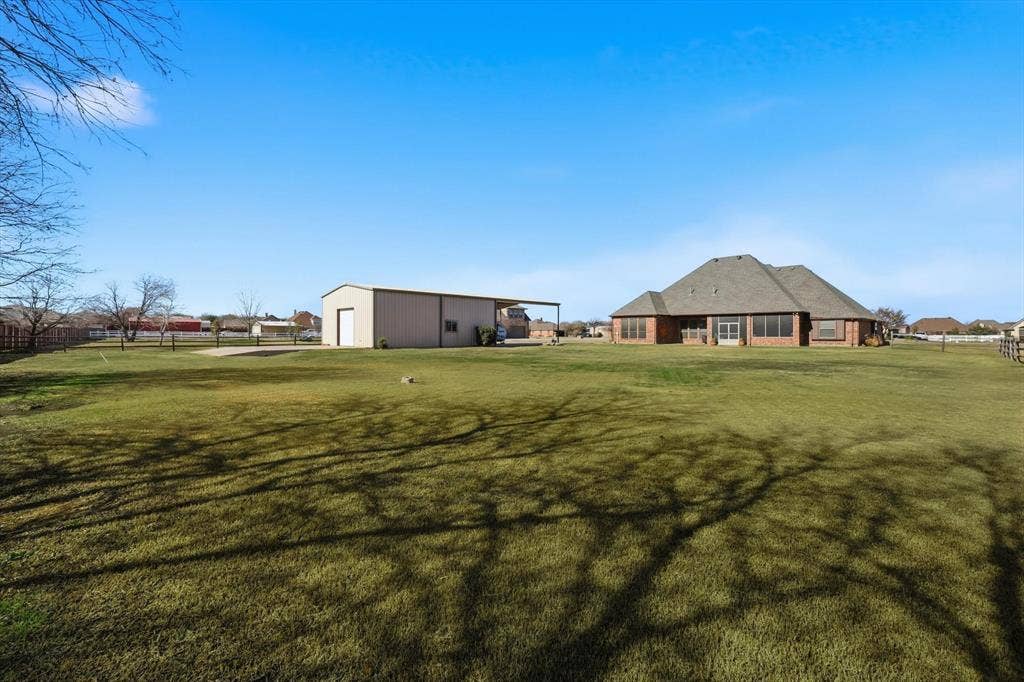 209 Lonesome Prairie Trail, Haslet, TX 76052