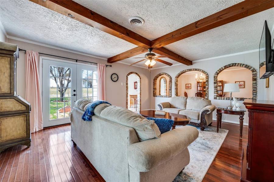 Property photo for 13910 Albemarle Drive, Farmers Branch, TX