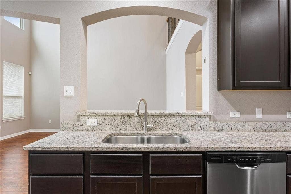 10713 Burnham Dr, Waco, TX 76708 10713 Burnham Dr, Waco, TX 76708
