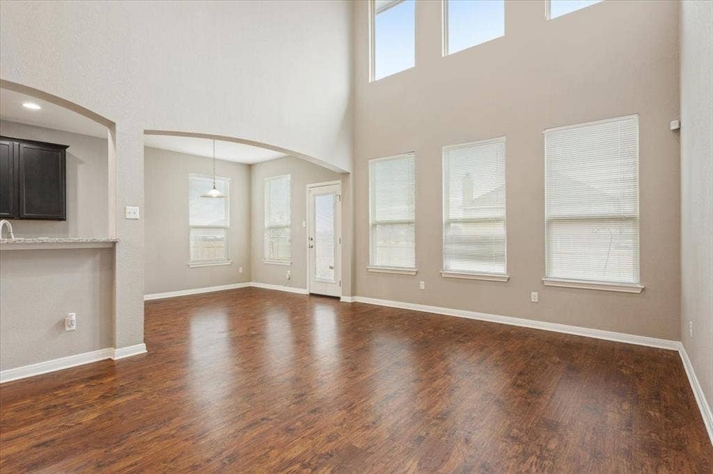10713 Burnham Dr, Waco, TX 76708 10713 Burnham Dr, Waco, TX 76708