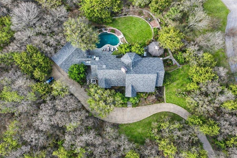 Property photo for 1075 Mobley Road, Cedar Hill, TX