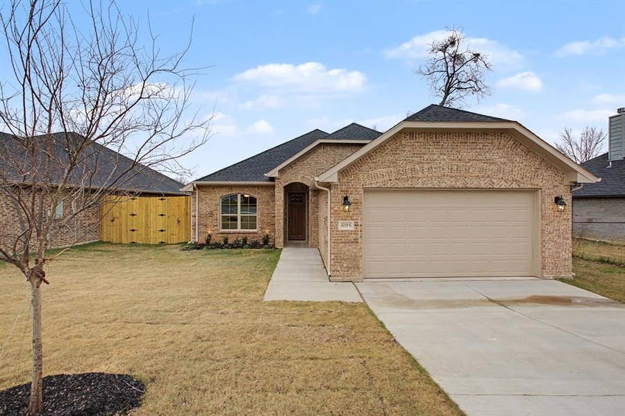 Property photo for 4119 S Denley Drive, Dallas, TX