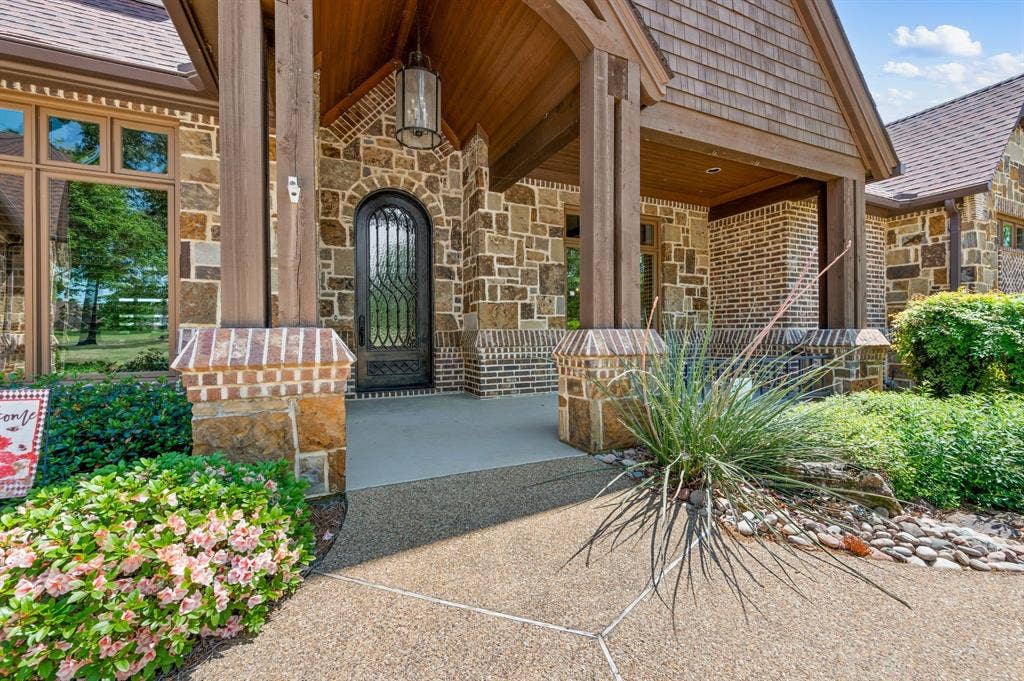 5581 Nancy Circle, Chandler, TX 75758 5581 Nancy Circle, Chandler, TX 75758
