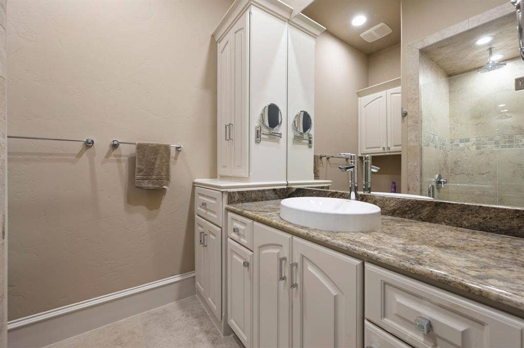 5581 Nancy Circle, Chandler, TX 75758 5581 Nancy Circle, Chandler, TX 75758