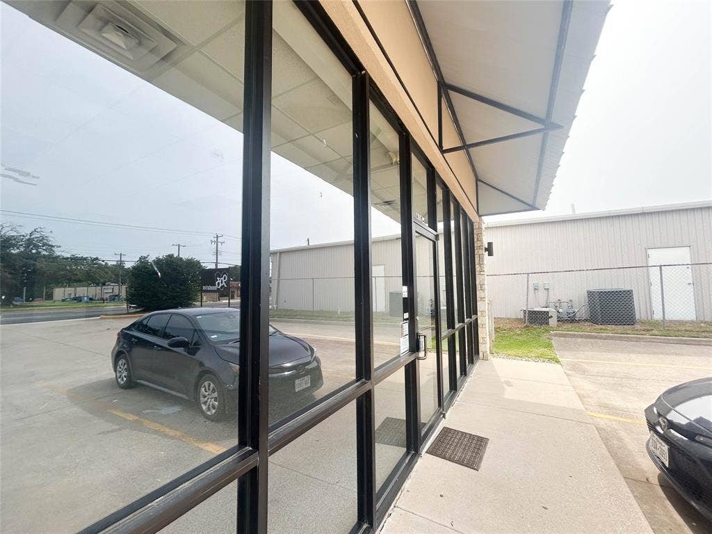 610 E Tyler Street, Athens, TX 75751 610 E Tyler Street, Athens, TX 75751