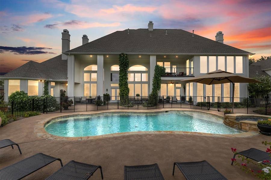 Property photo for 539 Ridge Point Drive, Heath, TX