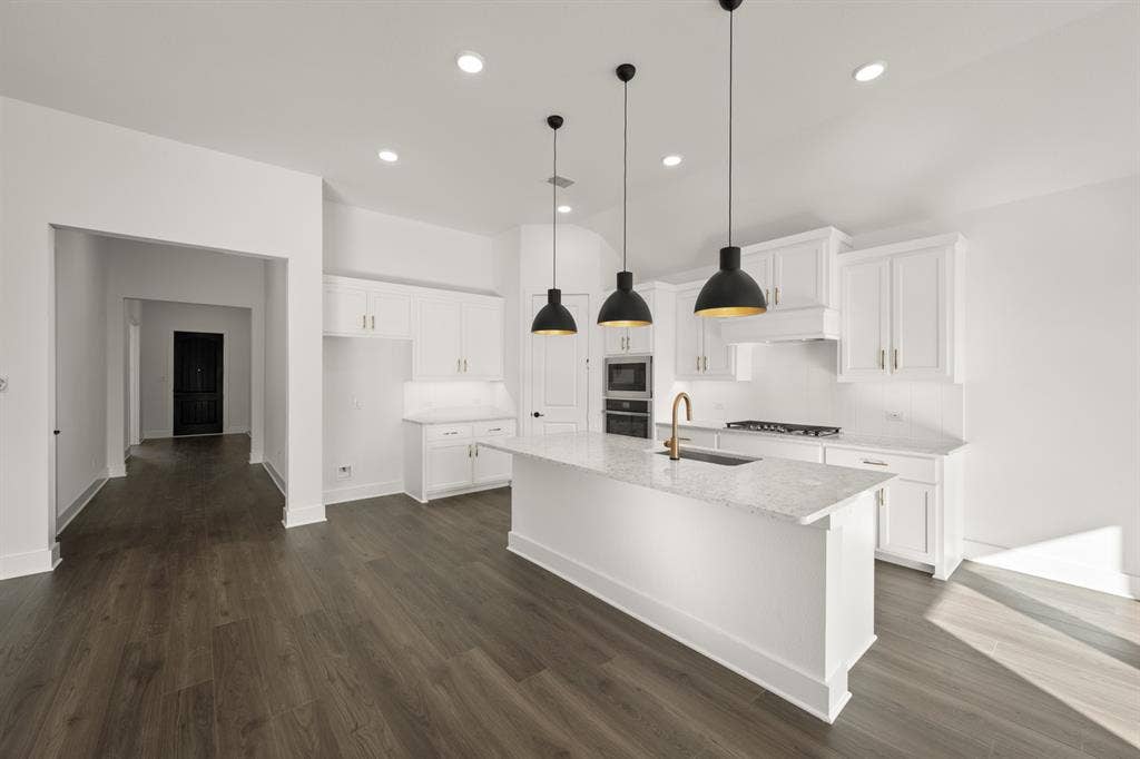 5012 Hillside Green Trail, Midlothian, TX 76065 5012 Hillside Green- Kitchen-2