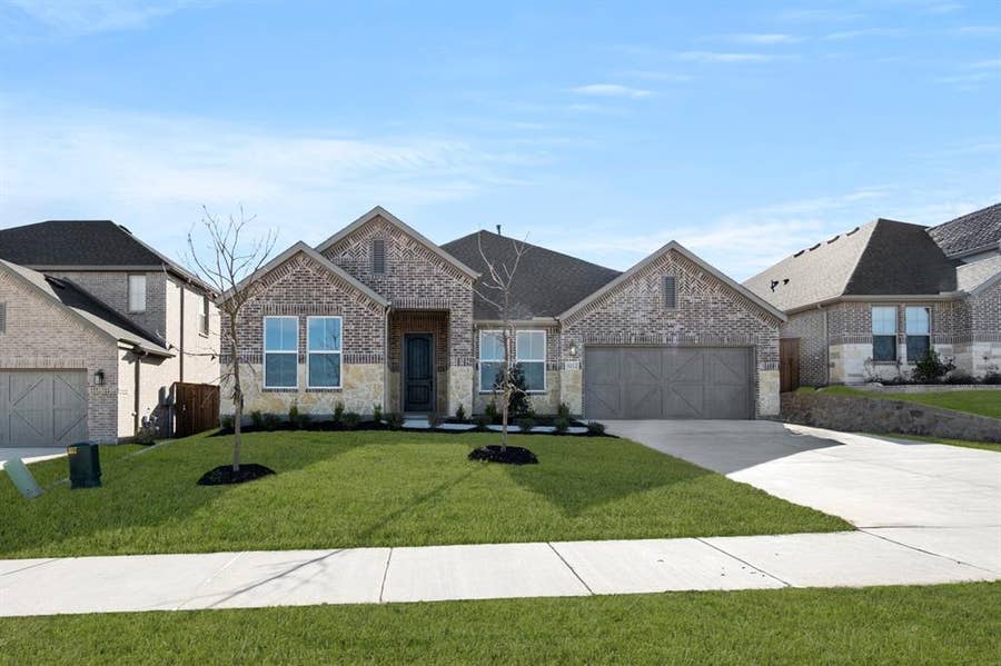 Property photo for 5012 Hillside Green Trail, Midlothian, TX