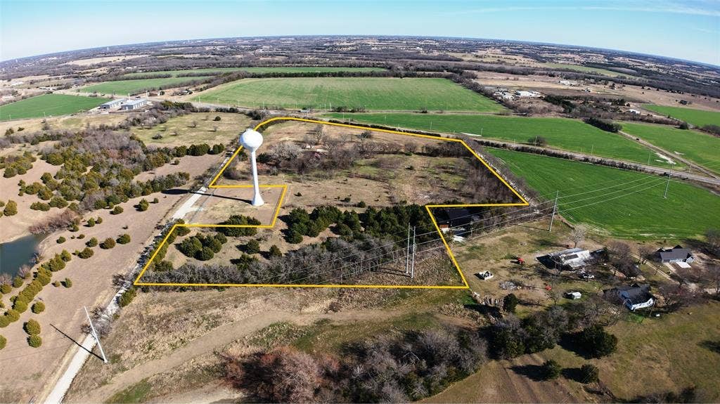 1774 S State Highway 78 Highway S, Farmersville, TX 75442 1774 S State Highway 78 Highway S, Farmersville, TX 75442