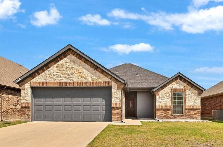 Property photo for 118 Cherokee Street, Greenville, TX