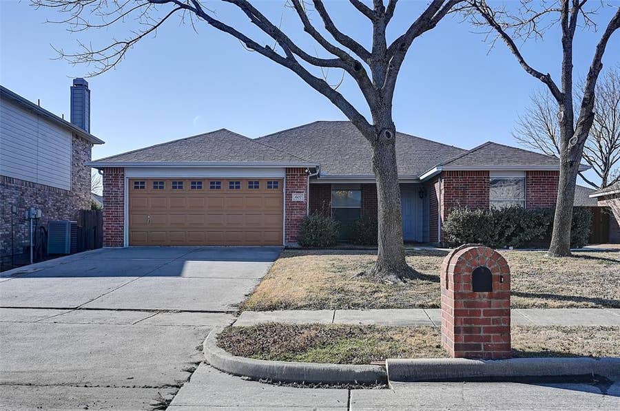 Property photo for 607 Claiborn Lane, Wylie, TX