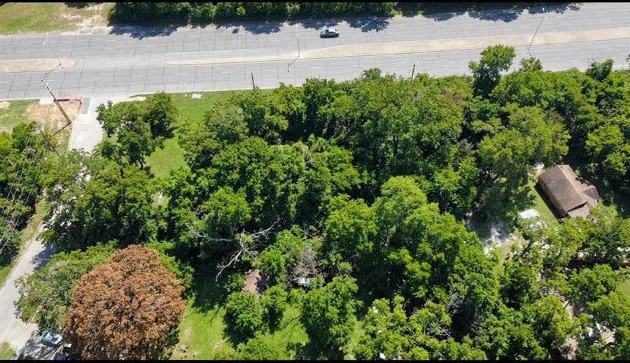 Property photo for 7331 Scyene Road, Dallas, TX