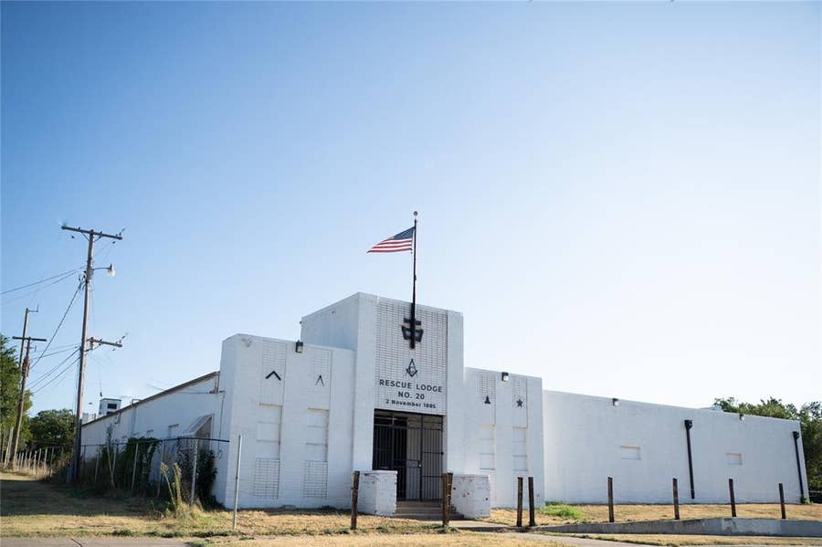 Property photo for 2901 Schwartz Avenue, Fort Worth, TX