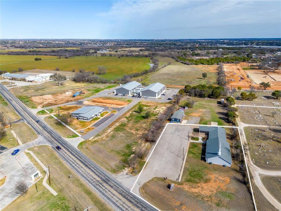 Property photo for 1107 Weatherford Highway, Granbury, TX