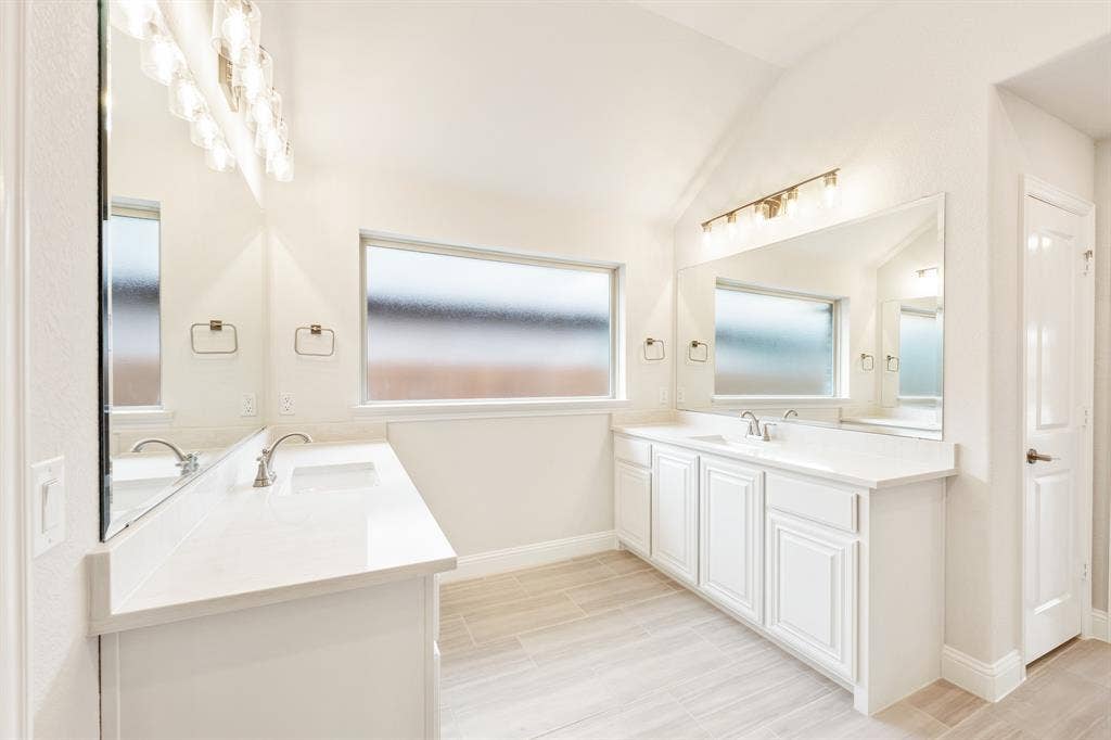 1617 Community Drive, Cedar Hill, TX 75116 1617 Community Drive, Cedar Hill, TX 75116