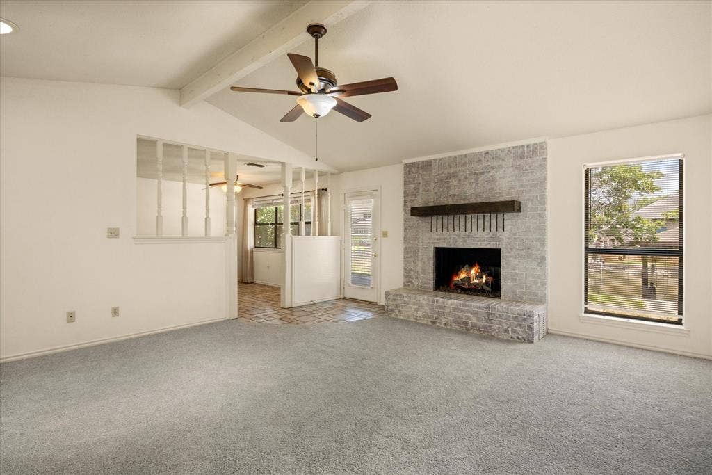 706 Tahiti Drive, Granbury, TX 76048 706 Tahiti Drive, Granbury, TX 76048