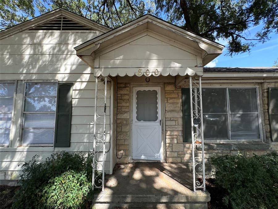 Property photo for 800 Audra Lane, Denton, TX