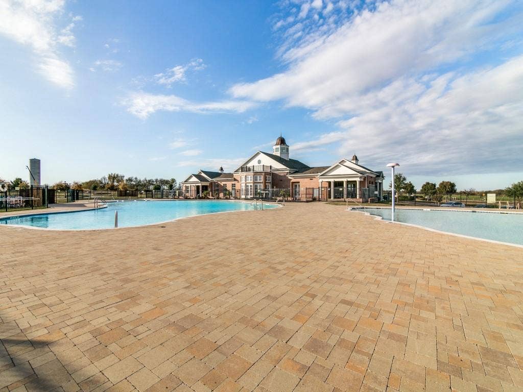 609 Bassett Hall Road, Fate, TX 75189 Community Pool