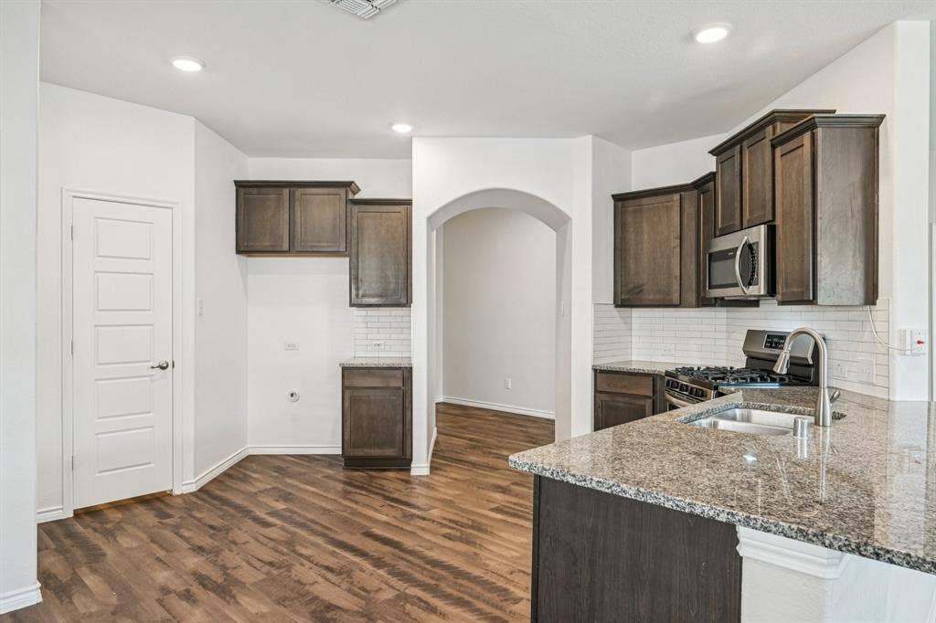 609 Bassett Hall Road, Fate, TX 75189 609 Bassett Hall Road, Fate, TX 75189