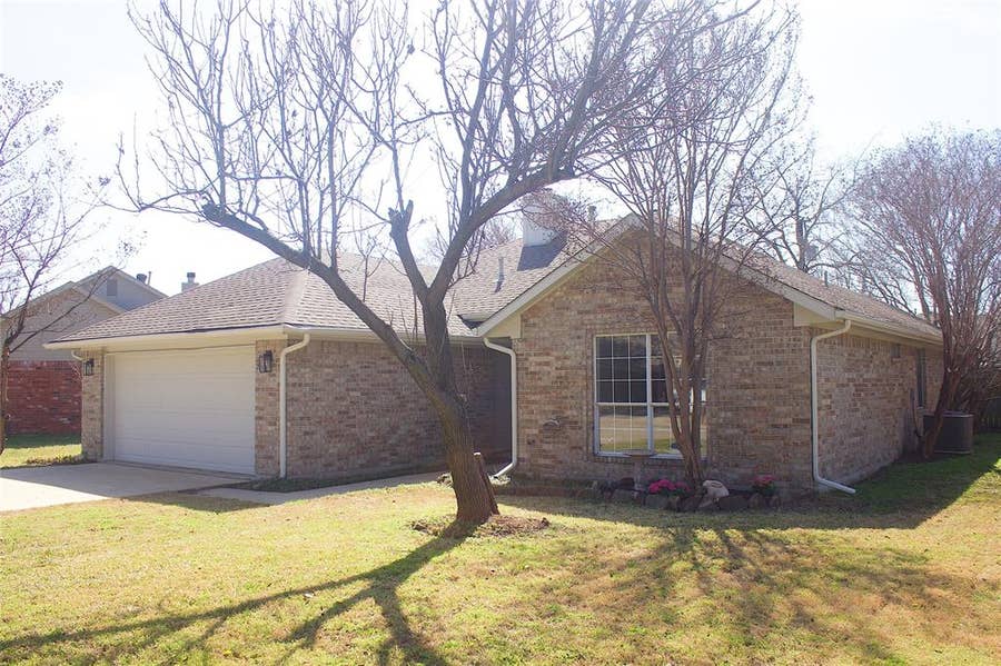 Property photo for 706 Azalea Drive, Forney, TX
