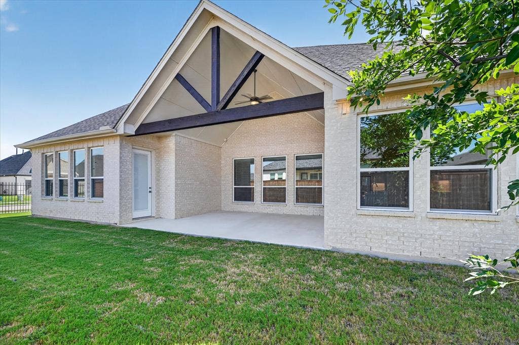 462 Creekside, Haslet, TX 76052
