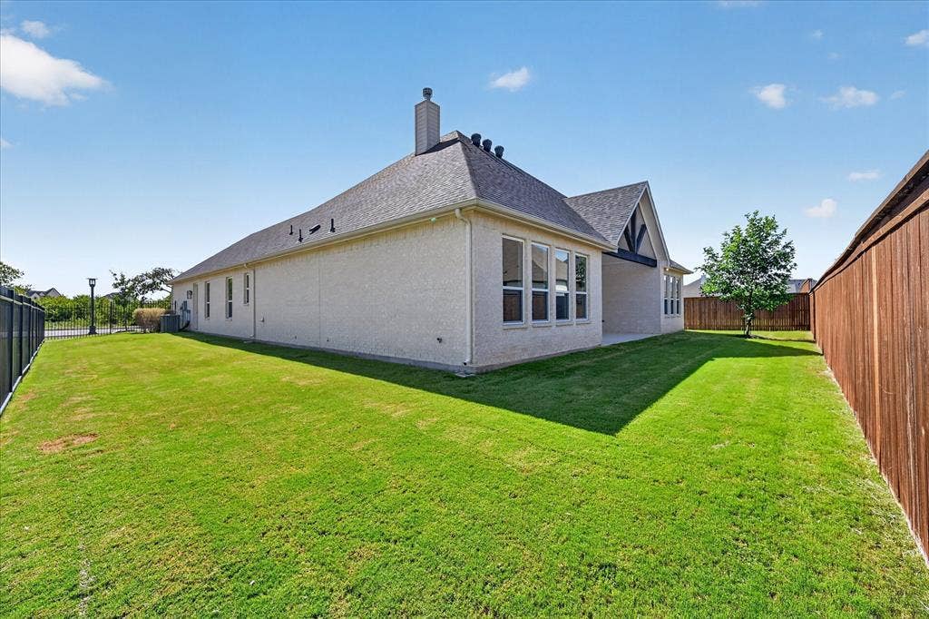 462 Creekside, Haslet, TX 76052