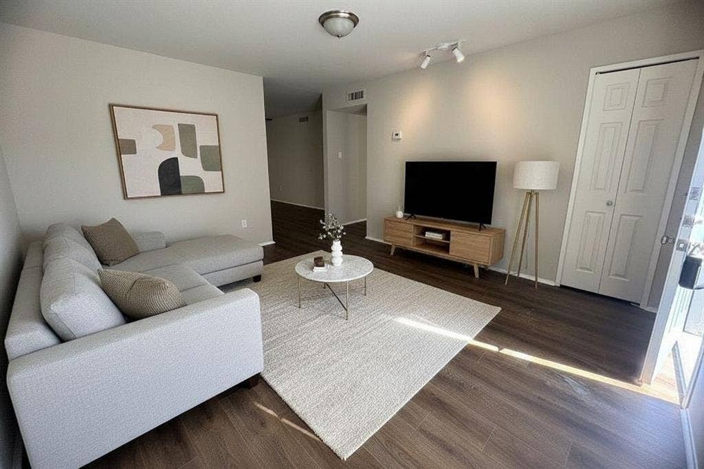 117 Yorkshire Drive, Cedar Hill, TX 75104 Living area with dark wood finished floors - staged