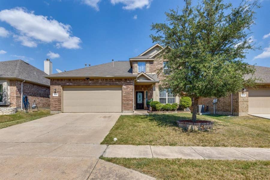 Property photo for 14316 Mariposa Lily Lane, Fort Worth, TX