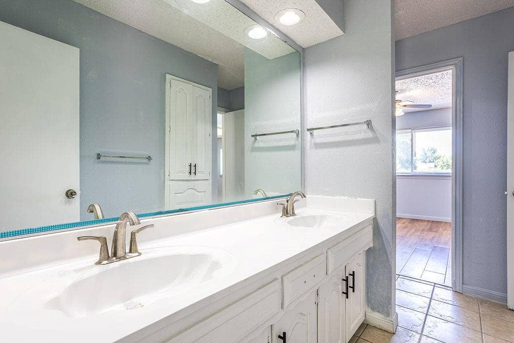 4444 Boston Drive, Plano, TX 75093 4444 Boston Drive, Plano, TX 75093
