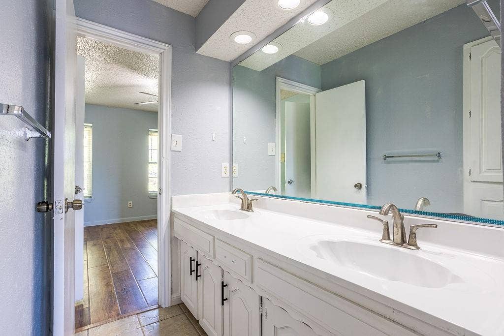 4444 Boston Drive, Plano, TX 75093 4444 Boston Drive, Plano, TX 75093