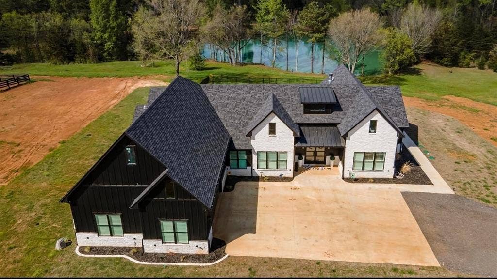 15887 County Road 436, Lindale, TX 75771 15887 County Road 436, Lindale, TX 75771