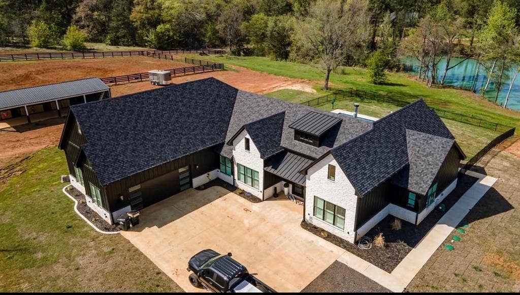 15887 County Road 436, Lindale, TX 75771 15887 County Road 436, Lindale, TX 75771