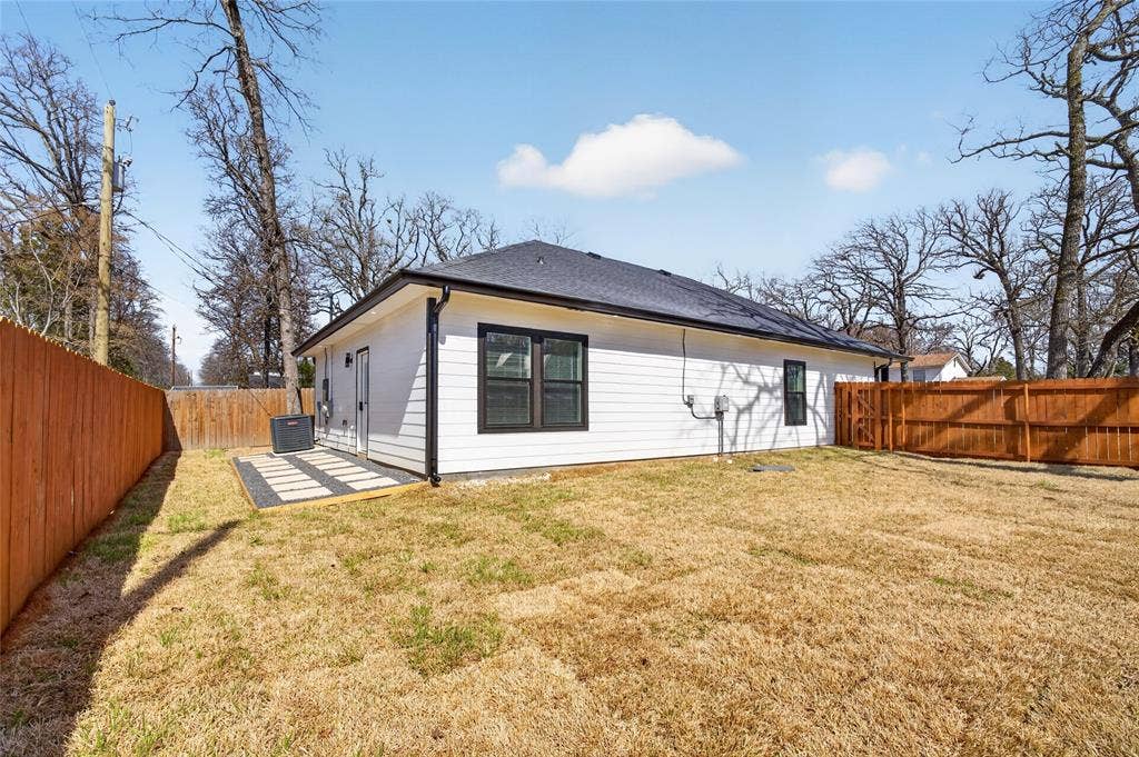 6178 Chickasaw Drive, Mabank, TX 75156 6178 Chickasaw Drive, Mabank, TX 75156
