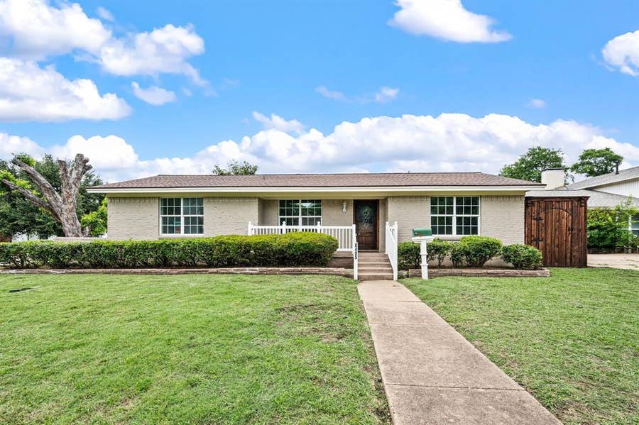 Property photo for 8405 Greenstone Drive, Dallas, TX