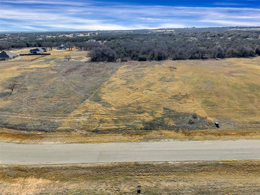 3006 Haylee Drive, Granbury, TX 76048