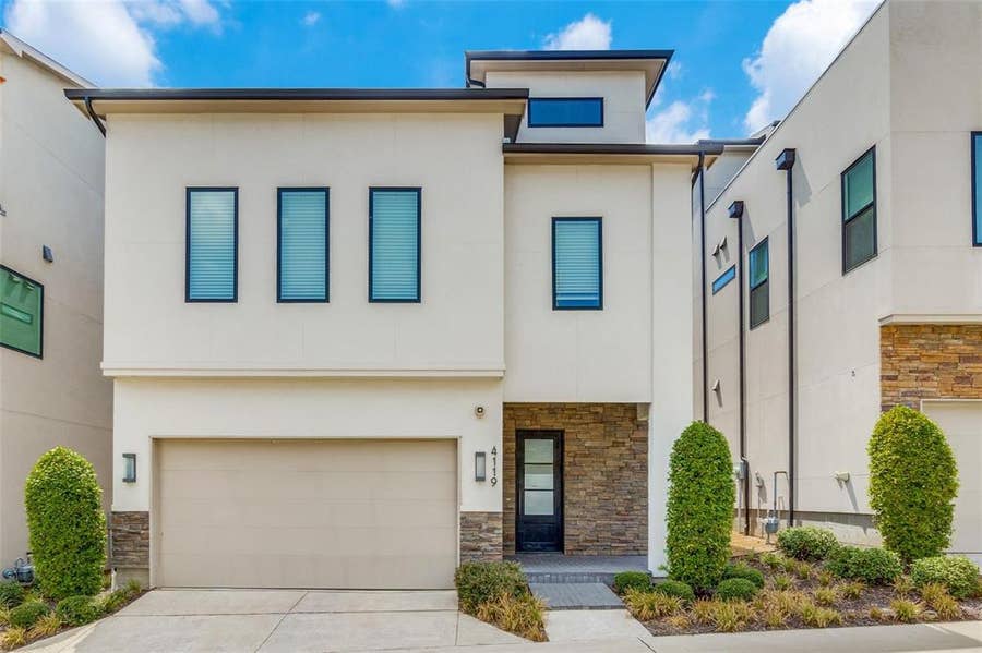 Property photo for 4119 Entrada Way, Dallas, TX