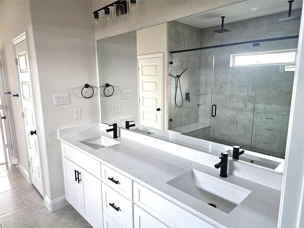 11704 Blackfoot Court, Godley, TX 76044 11704 Blackfoot Court, Godley, TX 76044