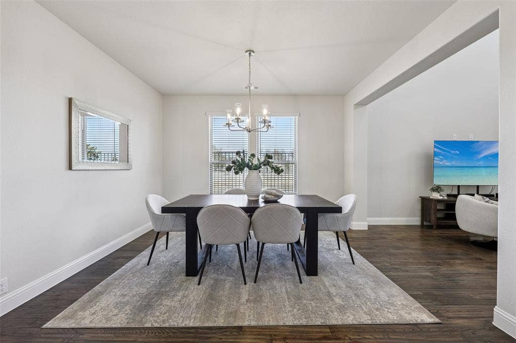 1134 Cardinal Drive, Midlothian, TX 76065