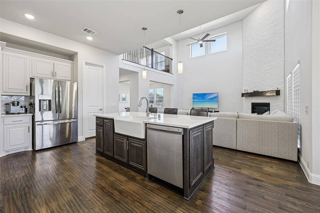 1134 Cardinal Drive, Midlothian, TX 76065