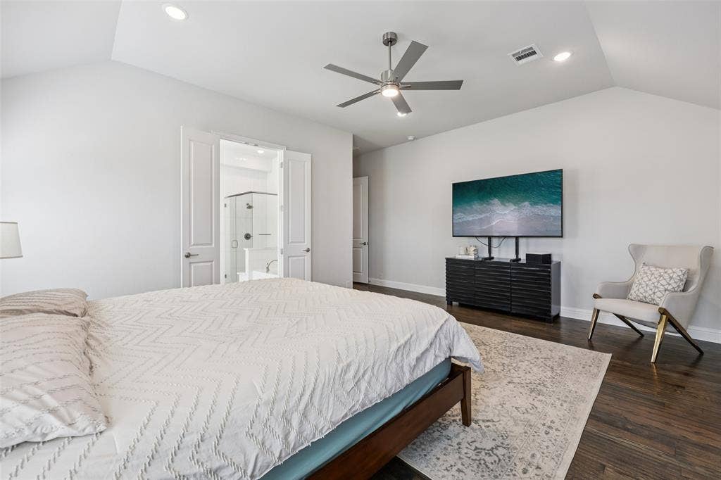 1134 Cardinal Drive, Midlothian, TX 76065