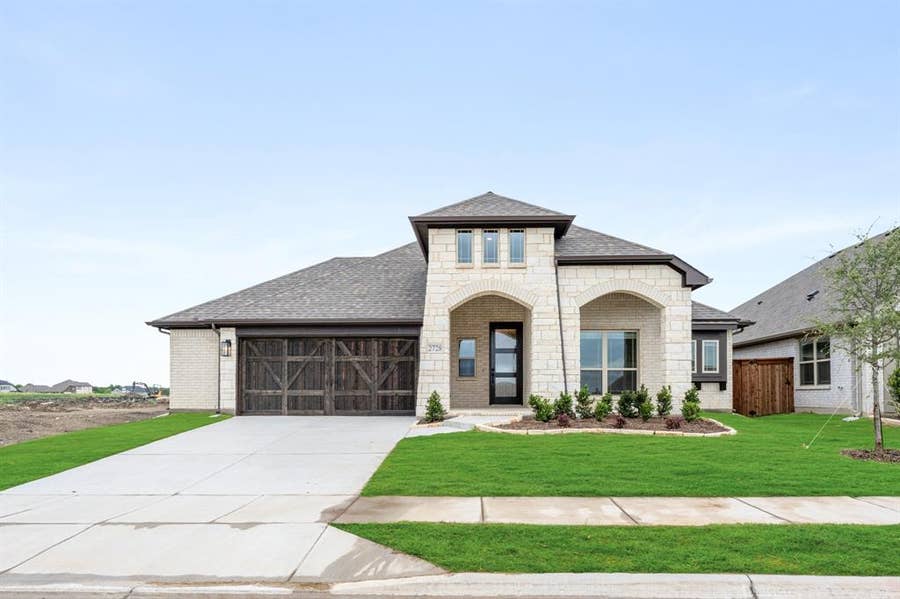 Property photo for 2728 Railway Street, Forney, TX
