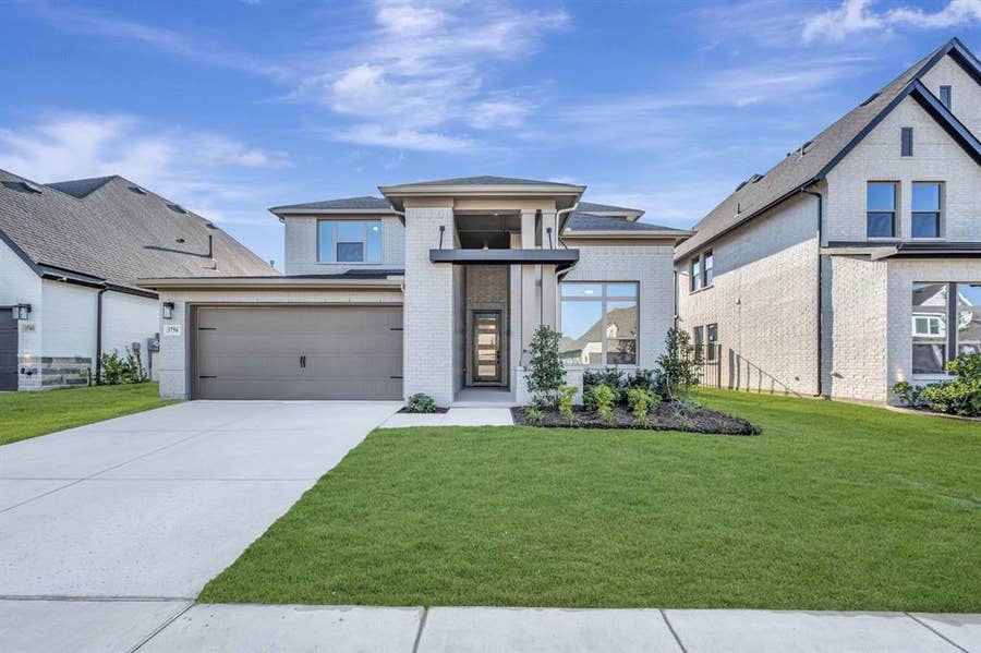 Property photo for 3756 Bermuda Grass Way, Venus, TX