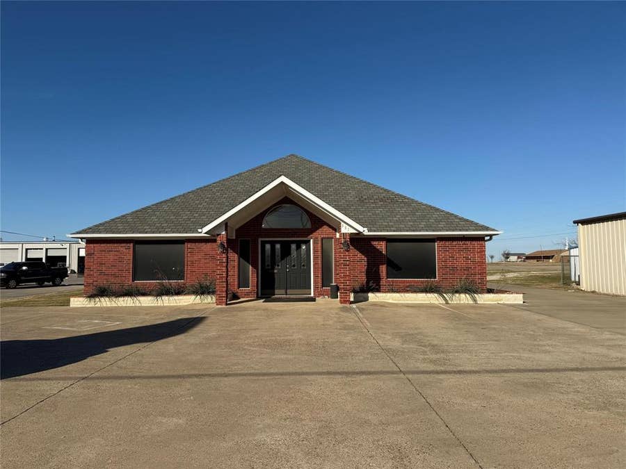 Property photo for 331 N Gun Barrel Lane, Gun Barrel City, TX