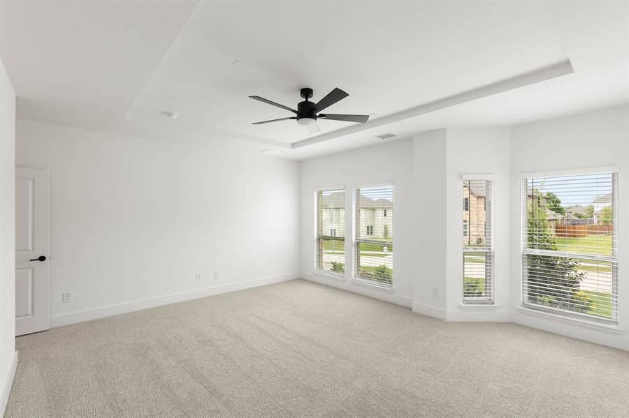 Property photo for 413 Newpark Boulevard, DeSoto, TX