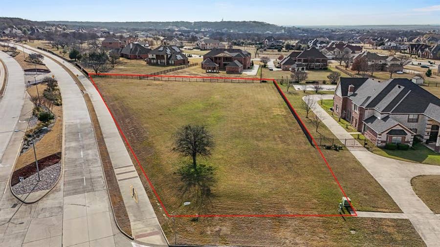 Property photo for 2502 Texas Plume Road, Cedar Hill, TX