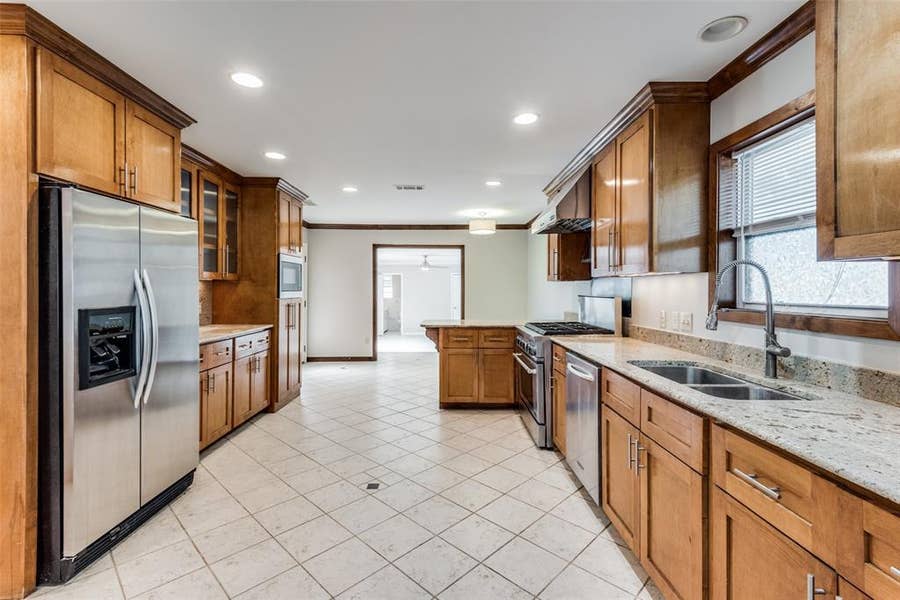 Property photo for 2012 Atlantic Street, Dallas, TX