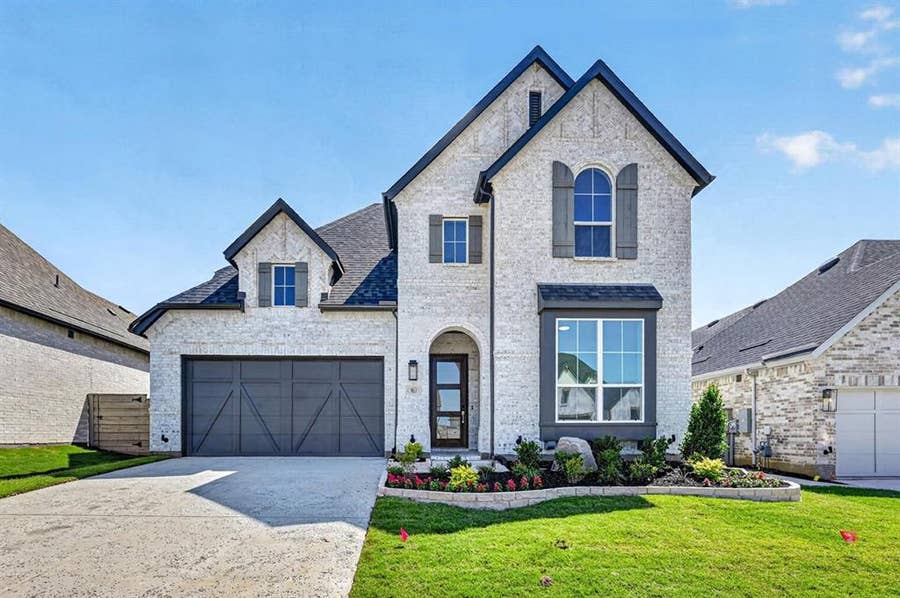 Property photo for 9813 Oak Glade Drive, Denton, TX