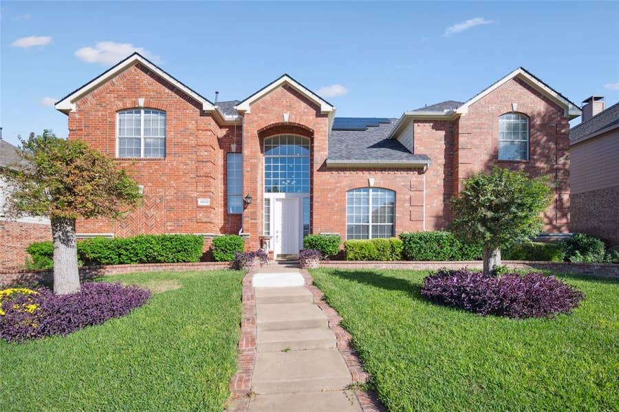 Property photo for 8812 Bluffcreek Lane, Plano, TX