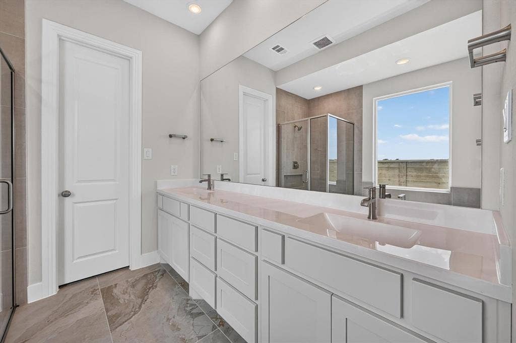 10009 Gray Fox Drive, Denton, TX 76207